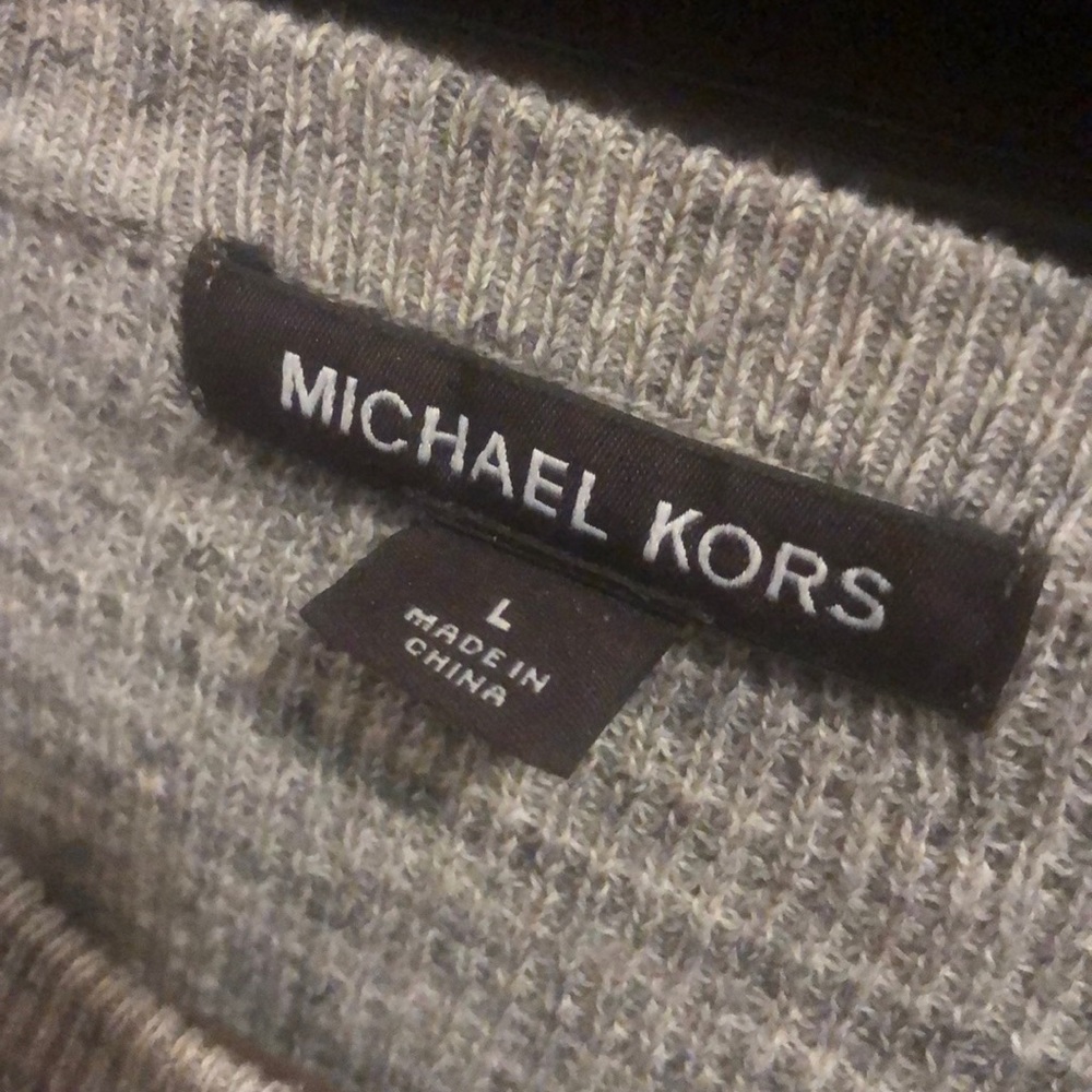 Grey sweater - Picture 5 of 5
